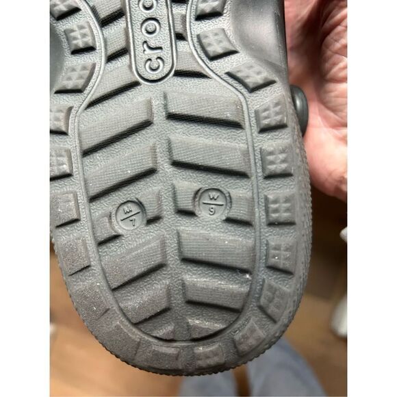 CROCS Fleece Lined Black Clogs - Picture 8 of 8